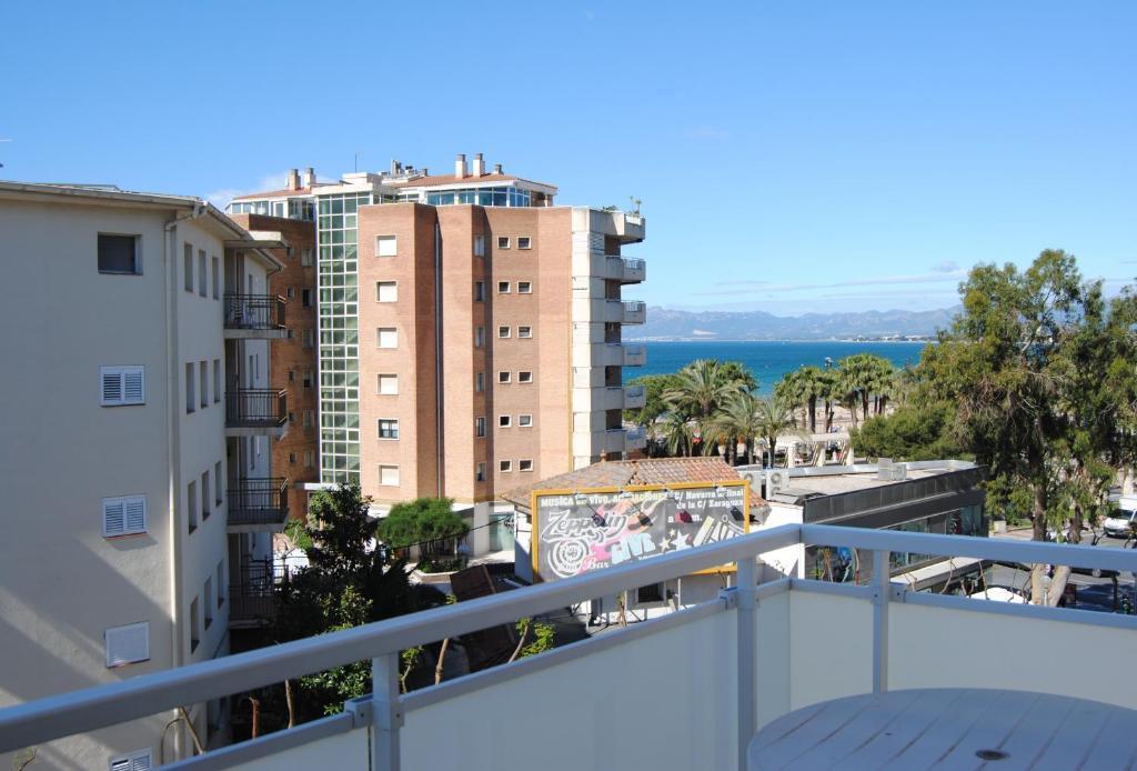 Hostal Tahiti Rs Hotell Salou Rum bild